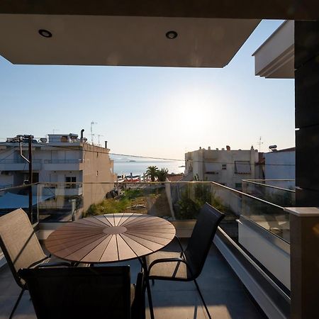 Blue Wave Luxury Suites Nea Iraklitsa Quarto foto