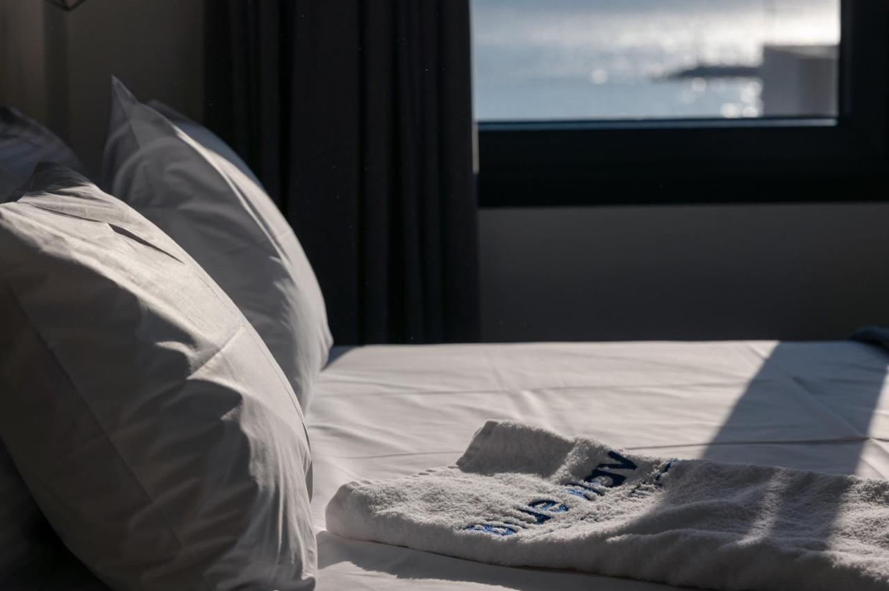 Blue Wave Luxury Suites Nea Iraklitsa Exterior foto